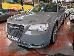 کرایسلەر 300